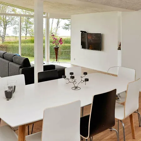Three-bedroom Holiday In Juelsminde 5 別荘 *